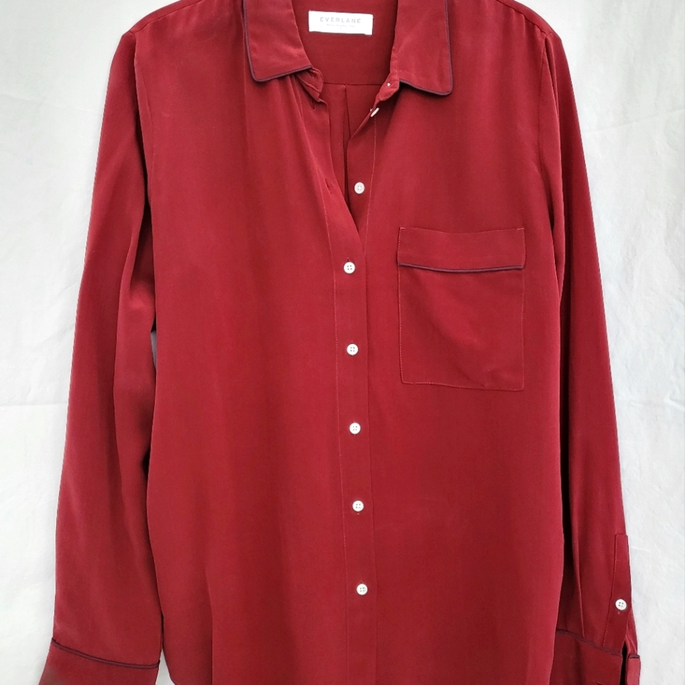 Everlane burgundy silk shirt with navy piping